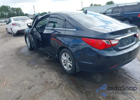 2013 Hyundai Sonata Gls z USA, uszkodzony, nr VIN 5NPEB4AC3DH518435